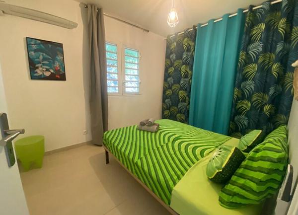 Maison à vendre    4 pièces • 103 m2 Le Marin