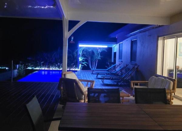 Maison à vendre    4 pièces • 103 m2 Le Marin