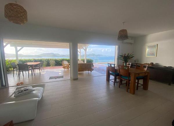 Maison à vendre    4 pièces • 103 m2 Le Marin