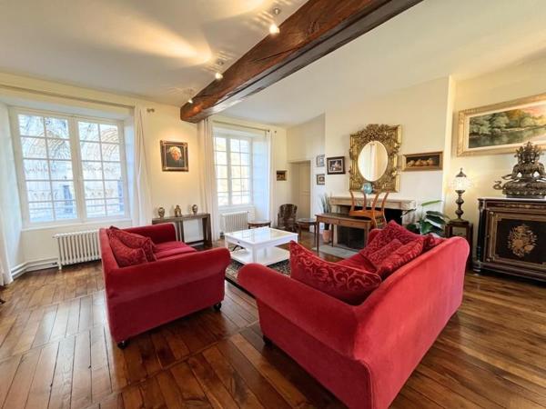 Maison à vendre 585 000 € Bourges 11 p 340 m² DPE D