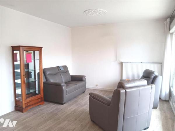 QUARTIER MAIRIE GRAND APPARTEMENT F4 AVEC CAVE ET PARKING