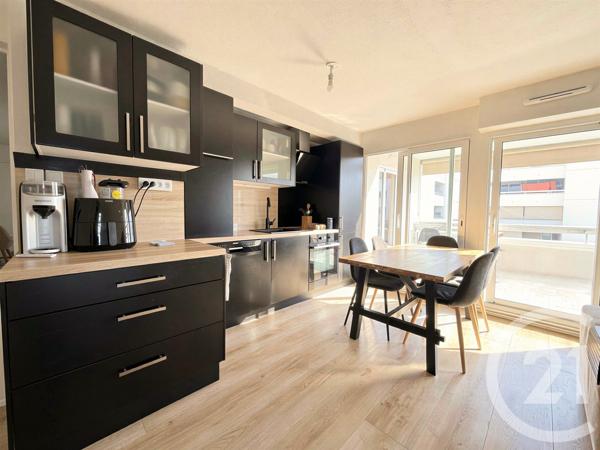 Appartement T3 à vendre  3 pièces - 65,75 m 2   BEGLES  - 33