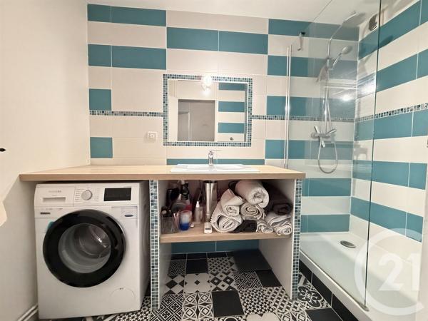 Appartement T3 à vendre  3 pièces - 65,75 m 2   BEGLES  - 33