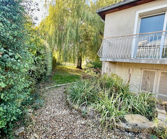 Maison Vatan 6 pièce(s) 93 m2