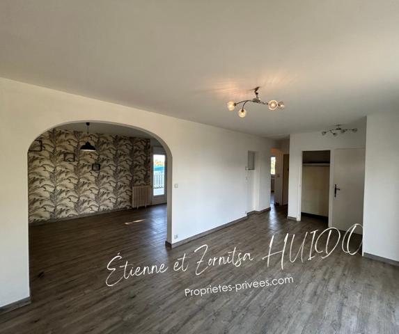 Maison Vatan 6 pièce(s) 93 m2