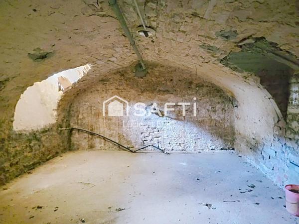 À vendre : Immeuble de rapport de 368 m² habitables avec fort potentiel à Grostenquin