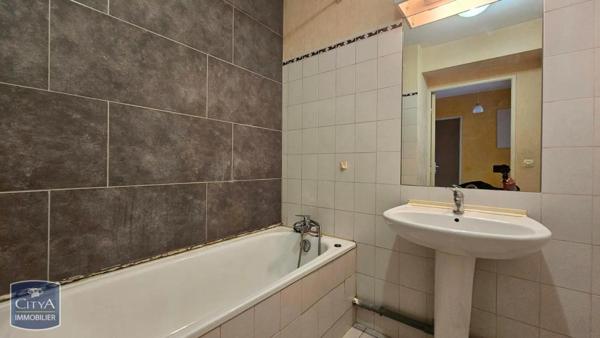 Appartement à louer 1 pièce 37m²