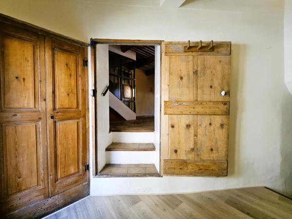 Cucuron (84160) Investissement ou résidence principale – Maison et studio indépendant à Cucuron