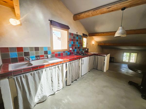 Cucuron (84160) Investissement ou résidence principale – Maison et studio indépendant à Cucuron