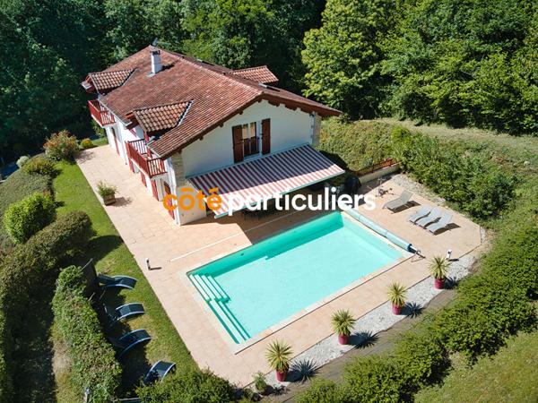 Vente Maison290 m² - 8 Pièces - ST PEE SUR NIVELLE (64310)