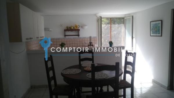 Rez de villa
                                                                                                                                                                                                                                                                                                                        3 pièce(s)                                                                                                                                                                                                          2 chambre(s)                                                                                                                                                                                                          60  m²