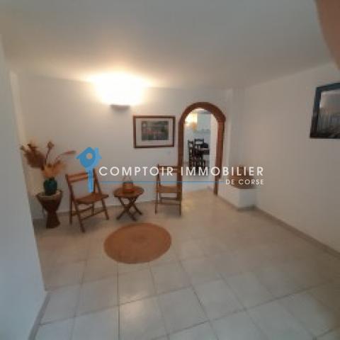 Rez de villa
                                                                                                                                                                                                                                                                                                                        3 pièce(s)                                                                                                                                                                                                          2 chambre(s)                                                                                                                                                                                                          60  m²