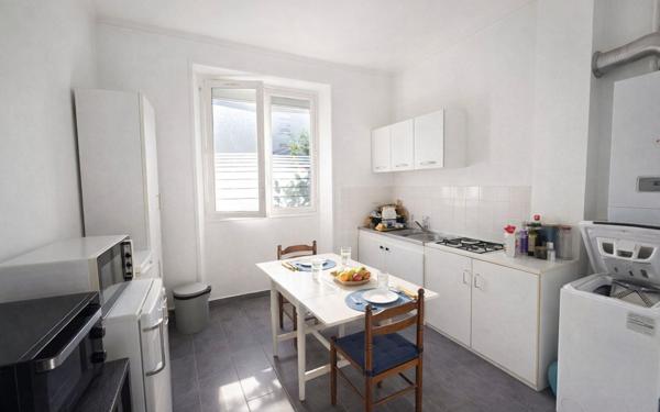 Appartement à vendre    2 pièces •  Brest