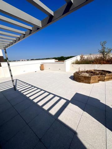 Incroyable T5 duplex au coeur de Montpellier avec deux terrasses