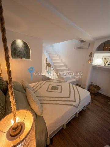 Maison
                                                                                                                                                                                                                                                                                                                        3 pièce(s)                                                                                                                                                                                                          2 chambre(s)                                                                                                                                                                                                          54  m²