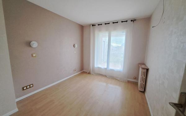 Maison à vendre    5 pièces •  Sainte-Soulle