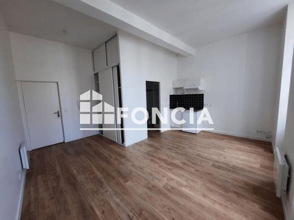 Location Studio 26.19 m² - 37 COURS ARISTIDE BRIAND Bordeaux 33000