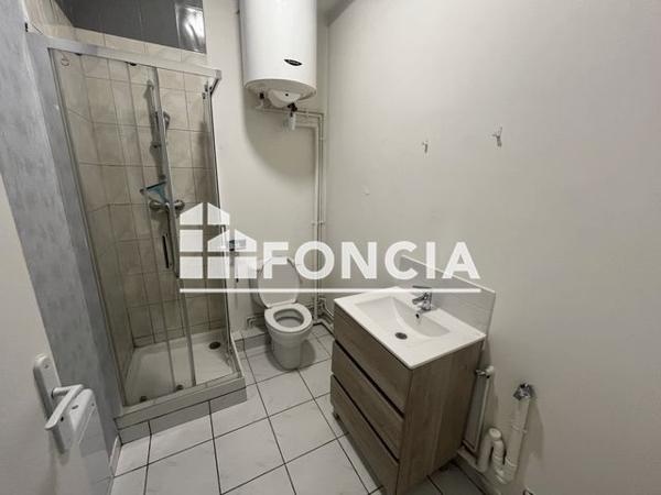 Location Appartement 2 pièces 38.22 m² - 145 RUE DE LA PAPETERIE Corbeil Essonnes 91100