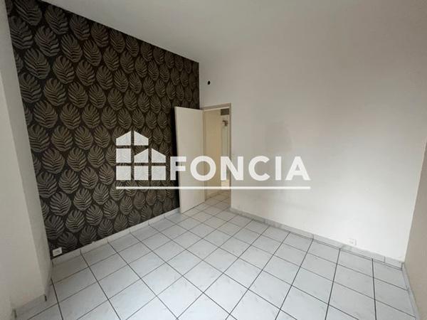 Location Appartement 2 pièces 38.22 m² - 145 RUE DE LA PAPETERIE Corbeil Essonnes 91100