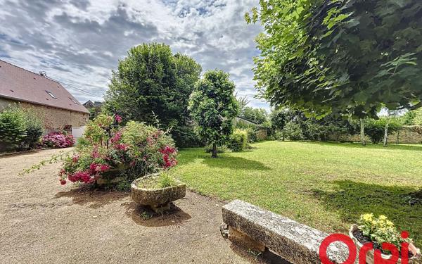 Maison à vendre    9 pièces • 291 m2 Saint-Amand-Montrond