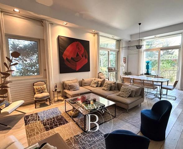 Neuilly-sur-Seine, Appartement 3 Chambres -  147 m² à vendre