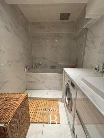 Neuilly-sur-Seine, Appartement 3 Chambres -  147 m² à vendre