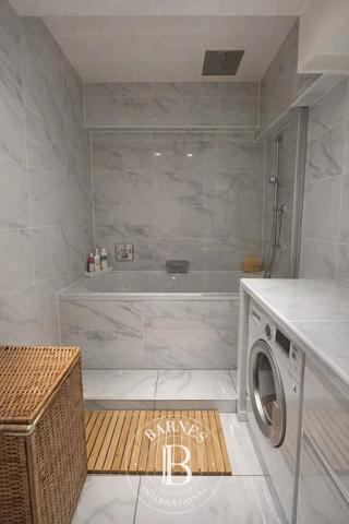 Neuilly-sur-Seine, Appartement 3 Chambres -  147 m² à vendre