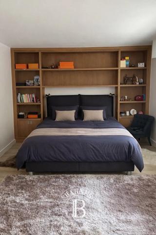 Neuilly-sur-Seine, Appartement 3 Chambres -  147 m² à vendre