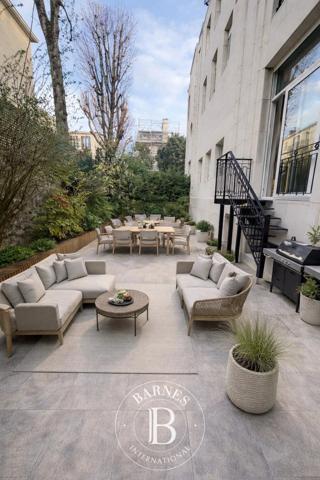 Neuilly-sur-Seine, Appartement 3 Chambres -  147 m² à vendre