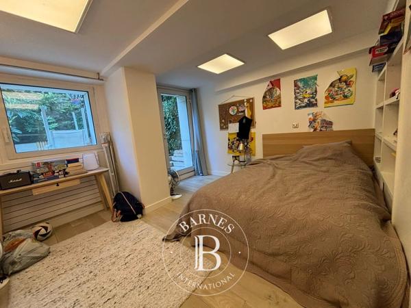 Neuilly-sur-Seine, Appartement 3 Chambres -  147 m² à vendre