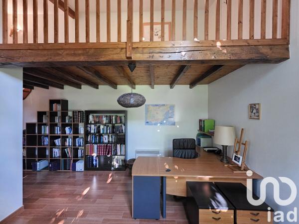 Maison à vendre 12 pièces 380 m² La Couronne