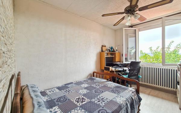 Maison à vendre    4 pièces •  Bourg-Saint-Andéol