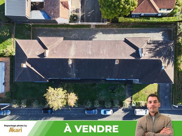 Appartement
         5 pièces
        - 100 m² Exclusivité 137 000 € *