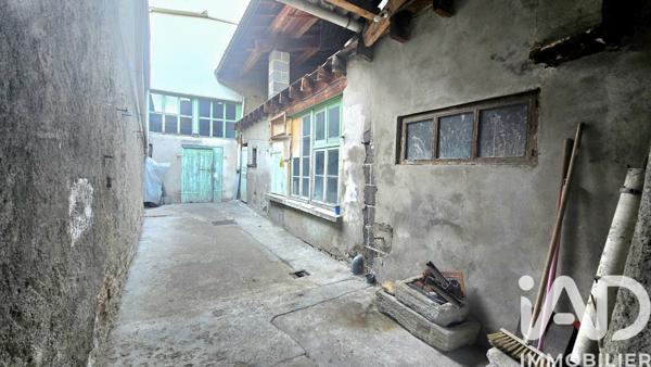 Maison à vendre 8 pièces 159 m² Lezoux