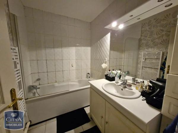 Appartement à louer 3 pièces 59.77m²