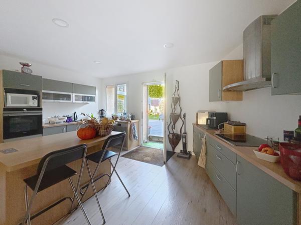 Arraye et Han, maison de village, 252 m2 + garage