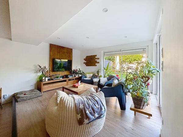 Arraye et Han, maison de village, 252 m2 + garage