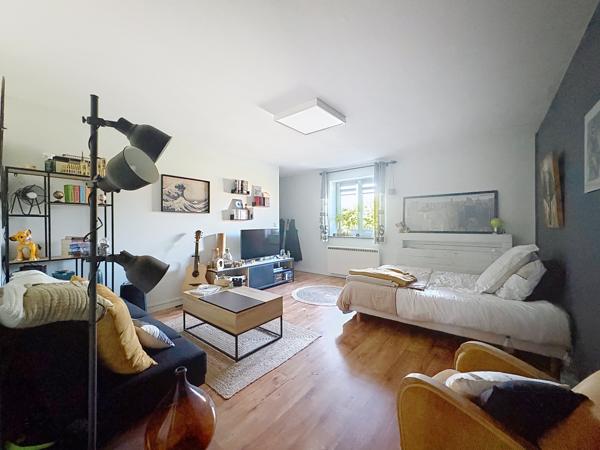 Arraye et Han, maison de village, 252 m2 + garage