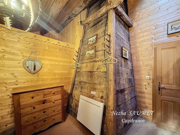 Fonds de commerce à vendre LE GRAND BORNAND (74), bar, restaurant, chambres d'Hôtes, terrasse, veranda, piste de ski, sud, chalet, pôele à bois, cheminée,