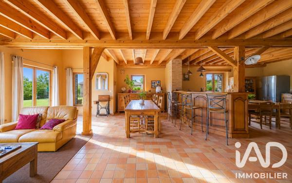 Maison à vendre 7 pièces 209 m² Savigné-l'Évêque