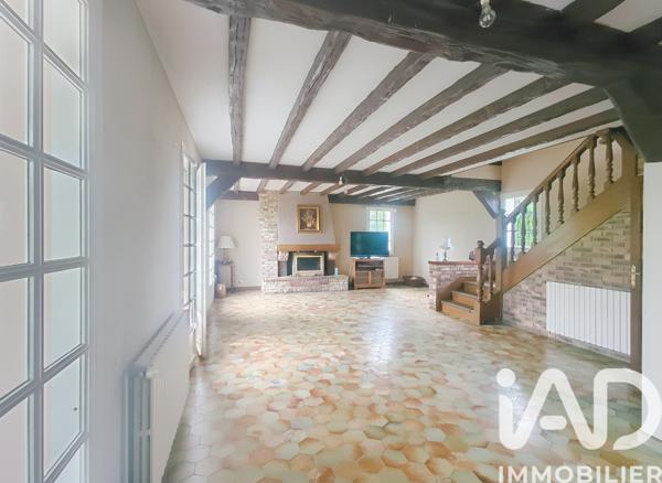 Maison à vendre 5 pièces 137,4 m² Le Mesnil-Esnard
