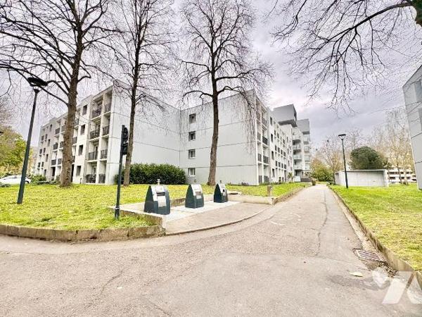 NOUVEAUTÉ ET SEULEMENT AU SEIN DE L'ÉTUDE TRENTE CINQ NOTAIRES

À RENNES (35200), au 1 allée ...