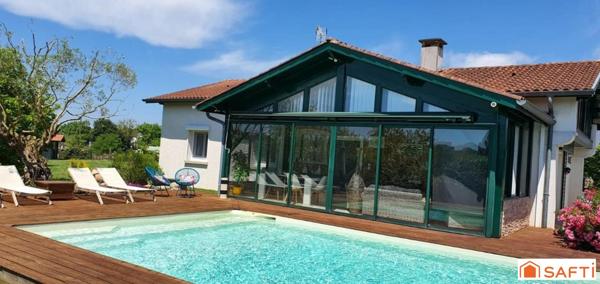 Villa plain-pied, clé en main, piscine & studio