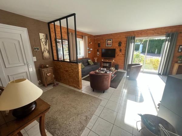 Villa plain-pied, clé en main, piscine & studio