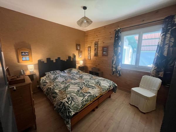 Villa plain-pied, clé en main, piscine & studio