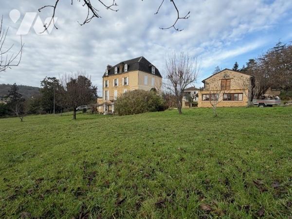 A VENDRE - SARALT LA CANEDA - Demeure de 281 m² sur parcelle de 3014 m²