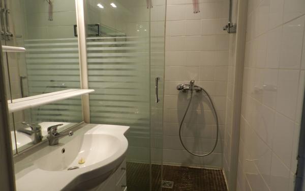 Appartement à louer    2 pièces •  Toulon