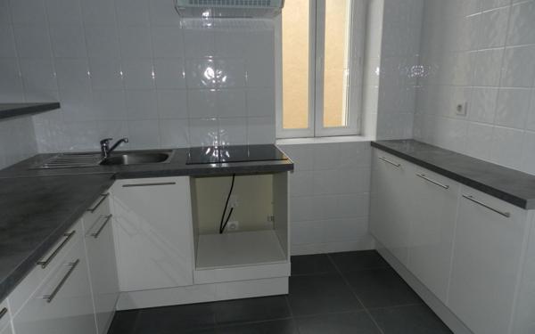 Appartement à louer    2 pièces •  Toulon