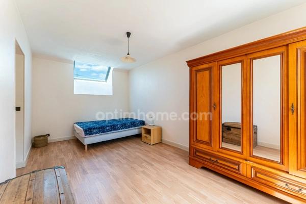 Maison de 6 pièces principales - 5 chambres - sous-sol - Parcelle 800 m² - Gare de Nointel-Mours à 300 m (Paris Gare du Nord ligne H en 39 min)