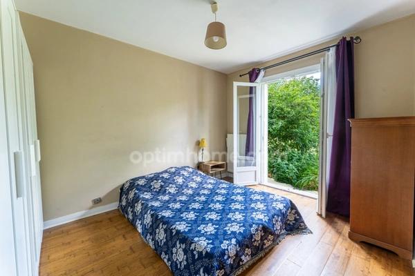 Maison de 6 pièces principales - 5 chambres - sous-sol - Parcelle 800 m² - Gare de Nointel-Mours à 300 m (Paris Gare du Nord ligne H en 39 min)